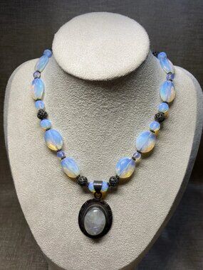 Vintage Sterling Silver Moonstone Pendant Necklace Brutalist c.1960–1970